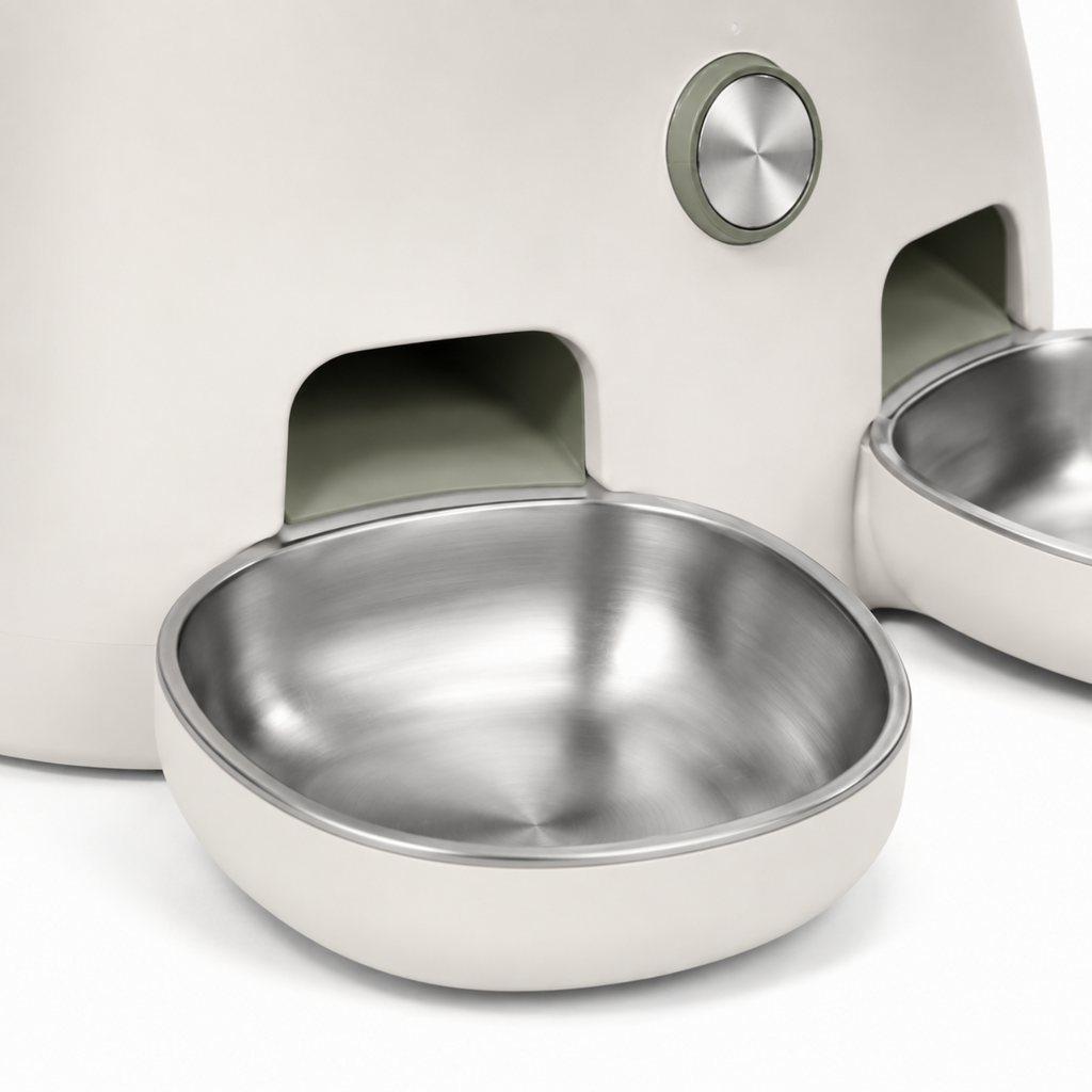 5.5L Dual-Hopper Automatic Pet Feeder with Twin Stainless Steel Bowls