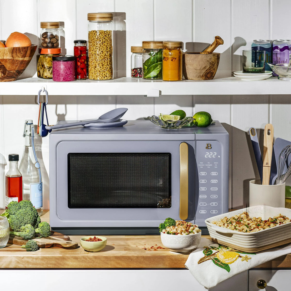 2026 NewBeautiful 1.1 Cu ft 1000 Watt, Sensor Microwave Oven, White Icing by Drew Barrymore, New