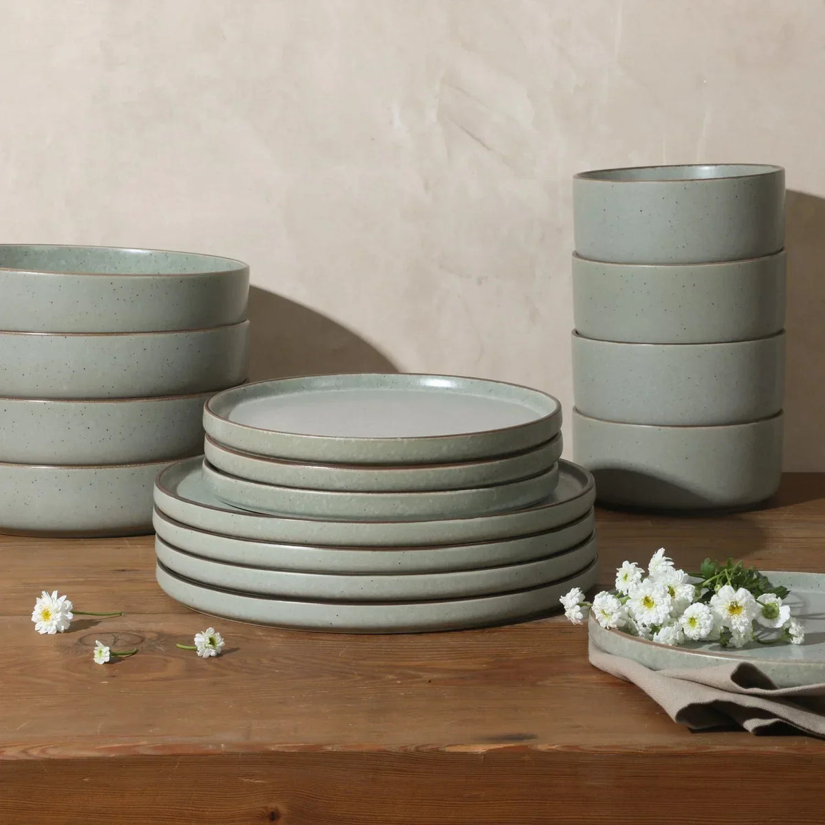 2026 NewGibson Elite Gelston Stoneware Matte Reactive Glaze 16 Piece (Service for 4) Plates and Bowl Dinnerware Set - Grey