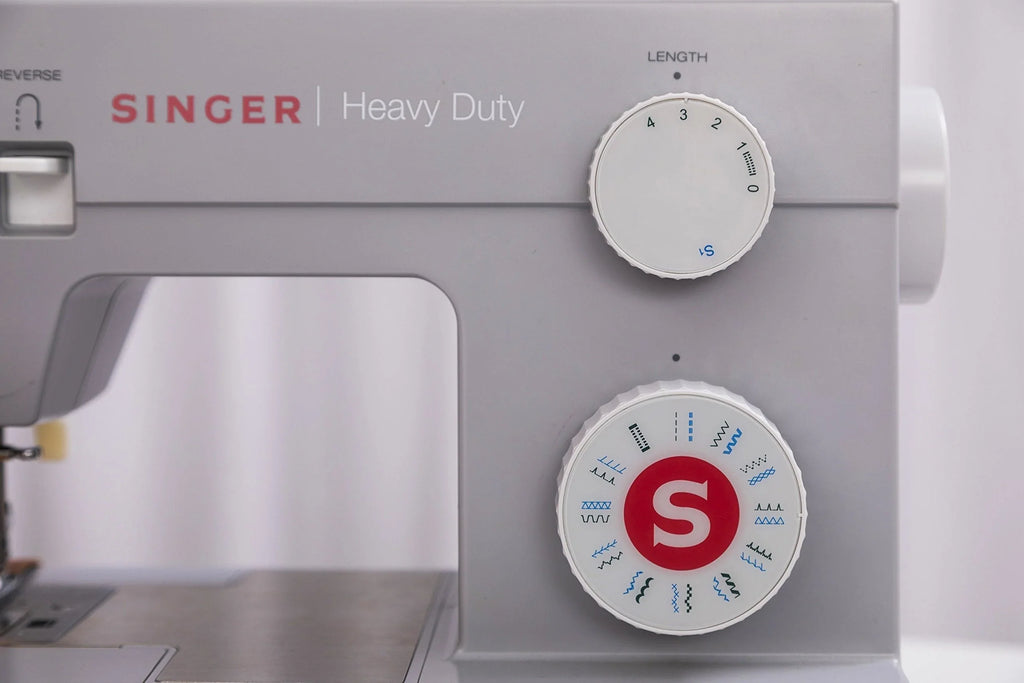 2026 New2025 SINGER Heavy Duty 4423 Sewing Machine
