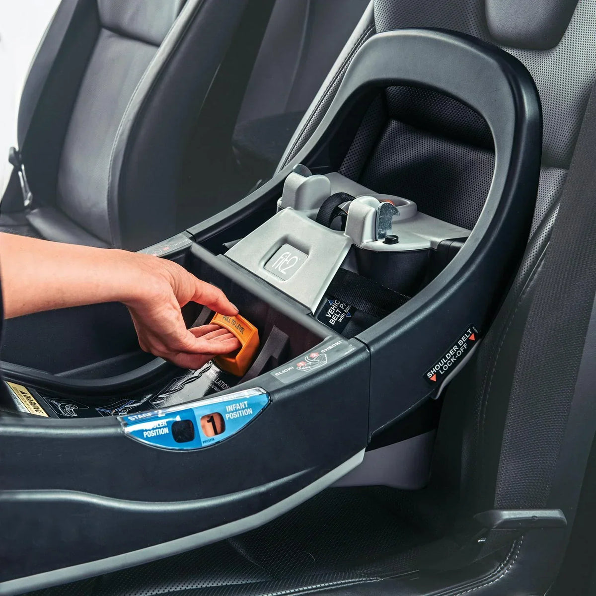 2026 NewChicco Fit2 Adapt Infant & Toddler Car Seat - Ember (Black). New