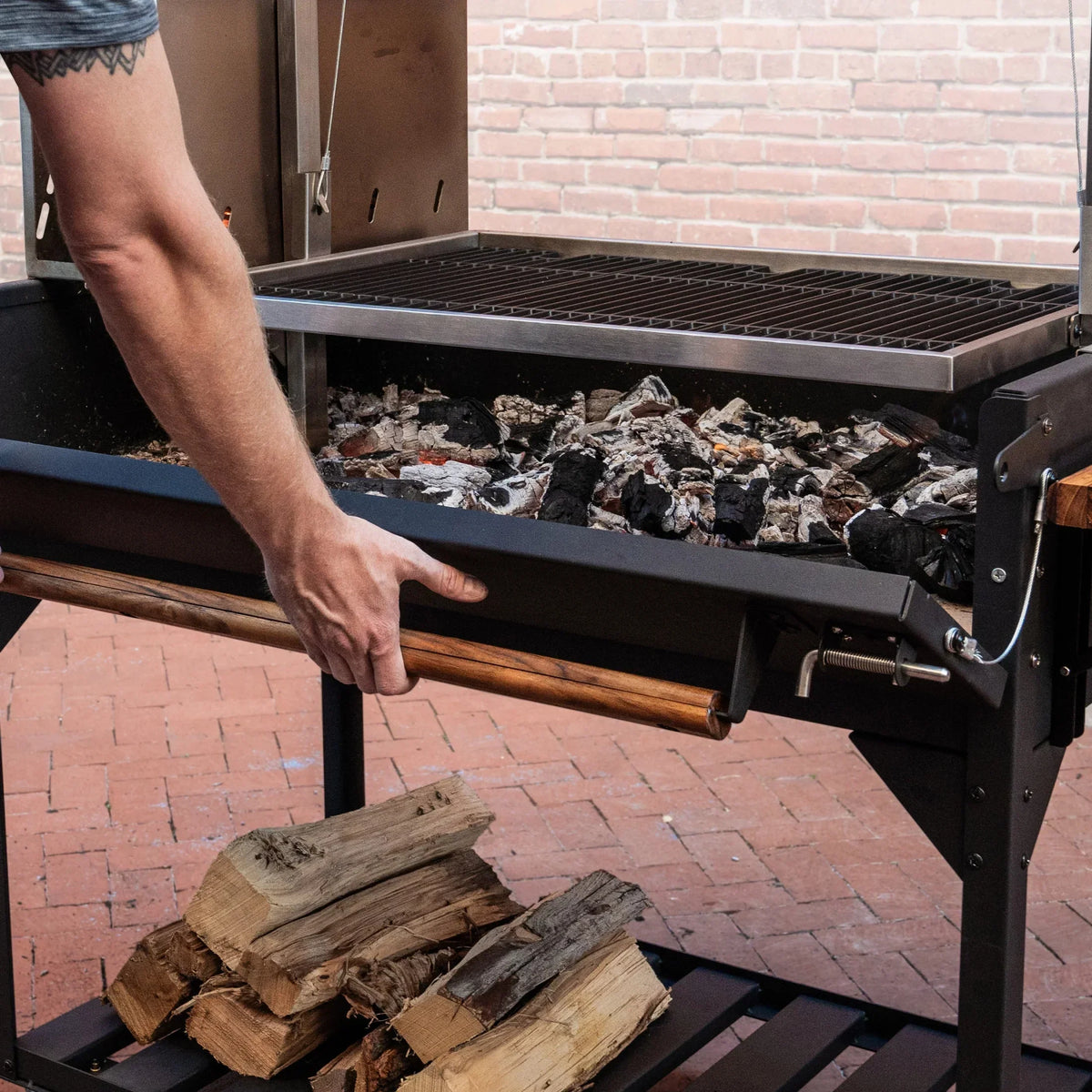 2026 NewBackyard Discovery Argentine Santa Maria Wood Fire & Charcoal Steel BBQ Grill, Brasero