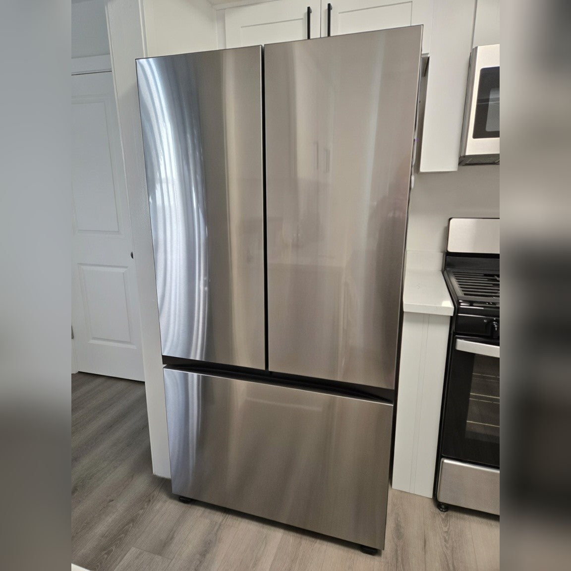Samsung Refrigerator and Freezer - Like New - Burbank, CA