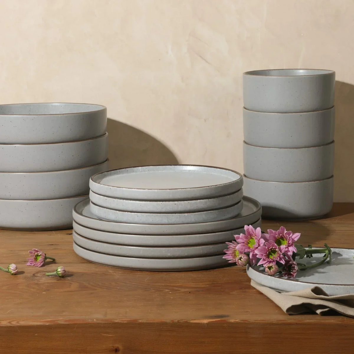 2026 NewGibson Elite Gelston Stoneware Matte Reactive Glaze 16 Piece (Service for 4) Plates and Bowl Dinnerware Set - Grey