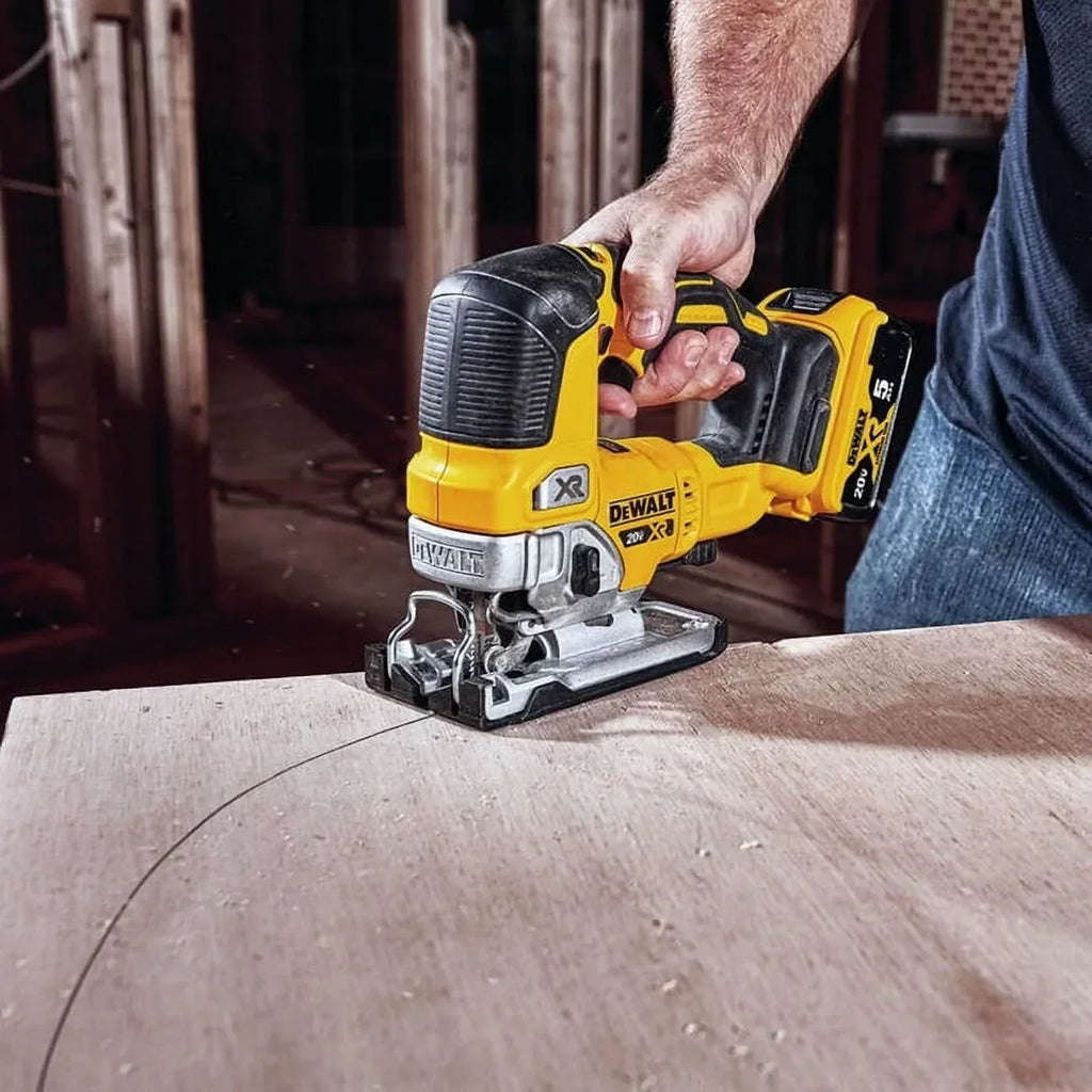 2026 NewDEWALT 20V MAX XR Cordless Jig Saw DCS334B, 3,200 Blade Speed, Brushless Motor, LED Light (Bare Tool Only)