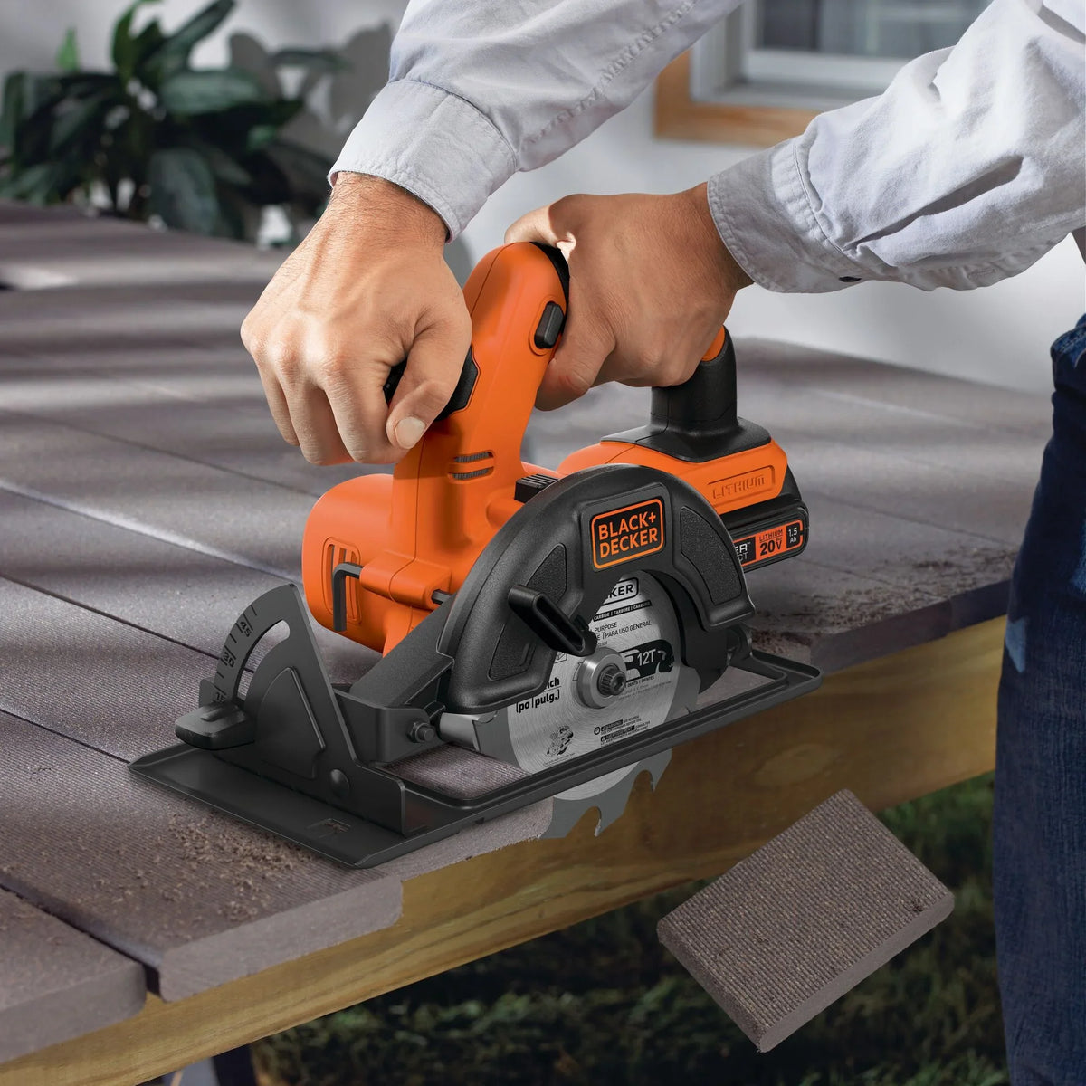 2026 New BLACK+DECKER 20V MAX* POWERCONNECT 5-1/2 in. Cordless Circular Saw, Tool Only, (BDCCS20B)