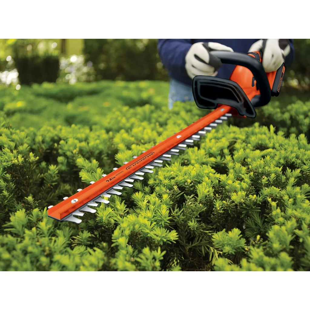 2026 NewBLACK+DECKER 40V MAX* Cordless Hedge Trimmer, 24-Inch, (LHT2436)