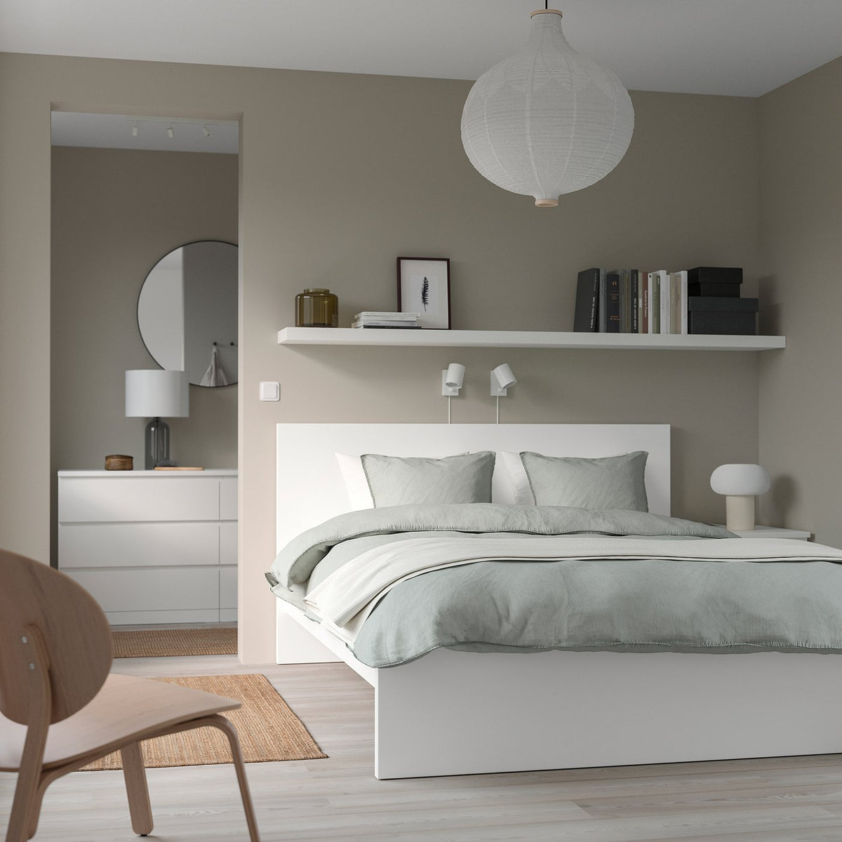 MALM Bed frame - white Queen